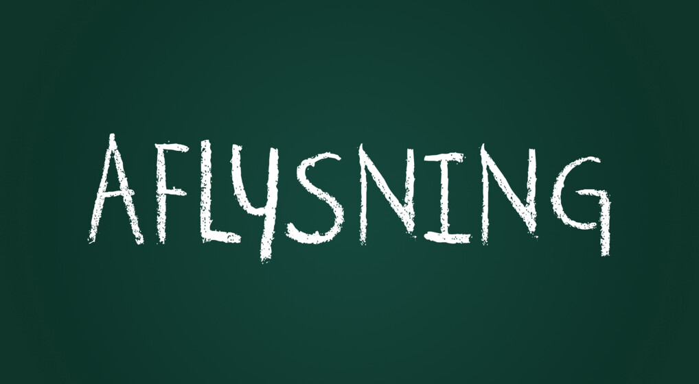 "Aflysning" skrevet med hvidt kridt