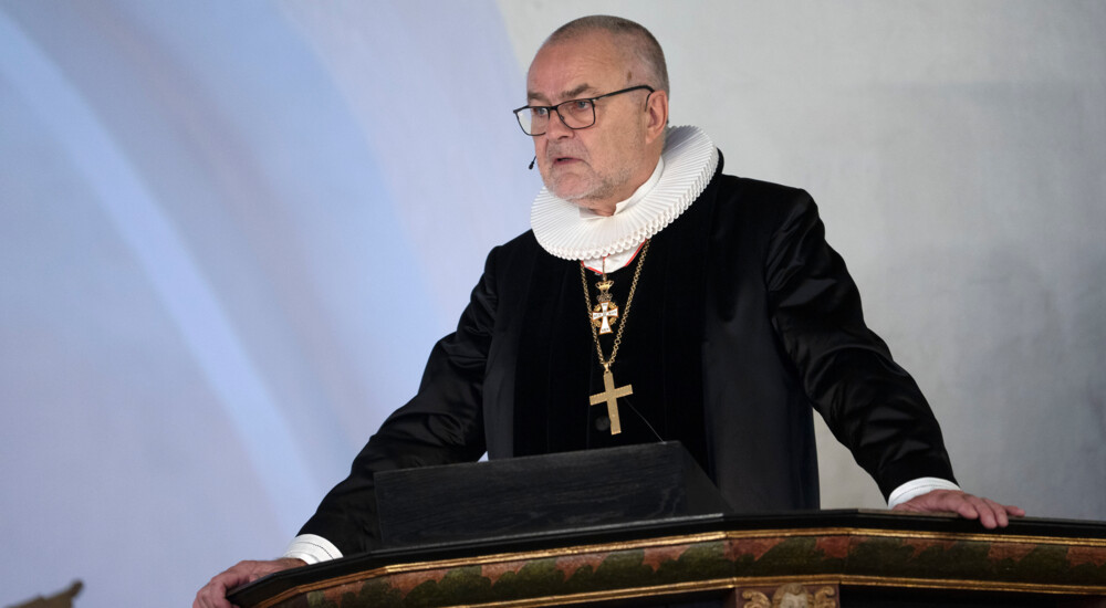 Henning Toft Bro på prædikestol 